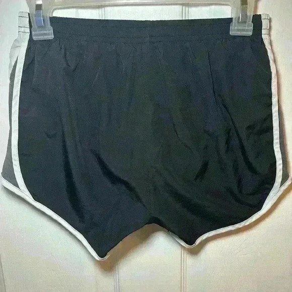 Nike Dri Fit Lined Shorts Black White Athletic Running Exercise Shorts Size XS - Picture 3 of 4